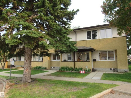 3259 139 Avenue NW  Edmonton, AB T5Y 1T2