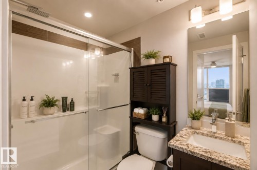 #908 10238 103 St Nw, Edmonton, AB - Indoor Photo Showing Bathroom