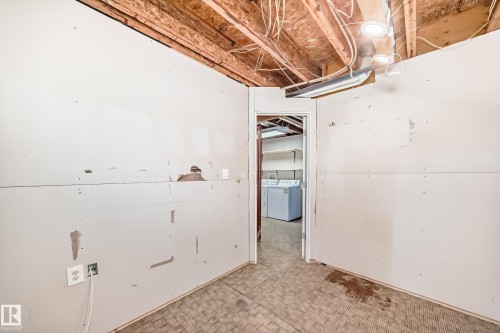 Additional content - 11727 83 Street Nw, Edmonton, AB - Indoor