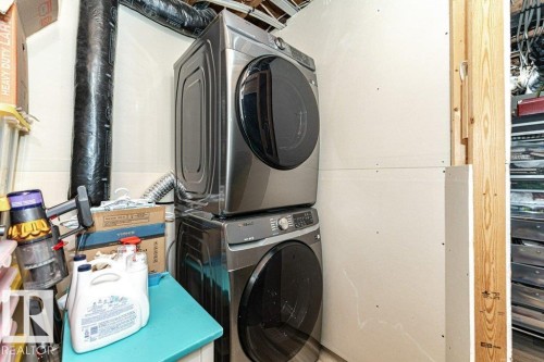 Additional content - 1539 Kinross Road Nw, Edmonton, AB - Indoor Photo Showing Laundry Room
