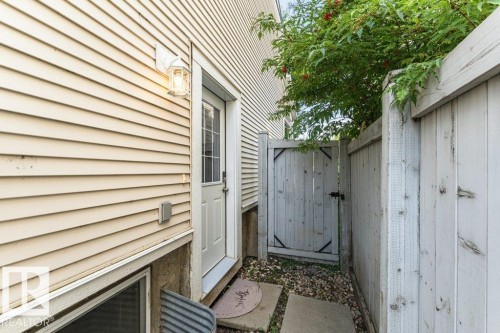 Additional content - 1539 Kinross Road Nw, Edmonton, AB - Outdoor With Exterior