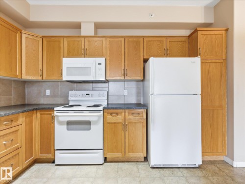 #417 612 111 St Sw, Edmonton, AB - Indoor Photo Showing Kitchen