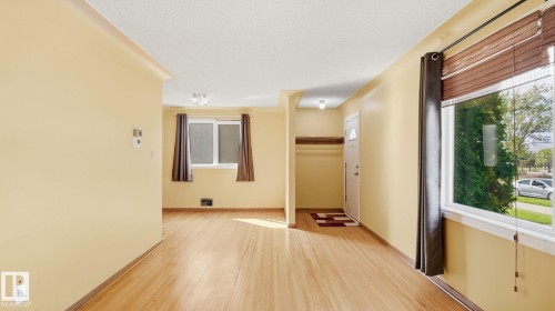11415 106 Street Nw, Edmonton, AB - Indoor Photo Showing Other Room