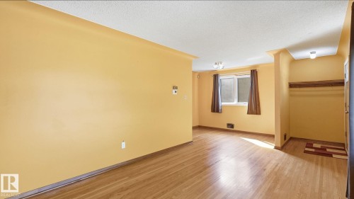 11415 106 Street Nw, Edmonton, AB - Indoor Photo Showing Other Room