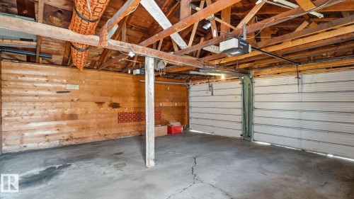 11415 106 Street Nw, Edmonton, AB - Indoor Photo Showing Garage