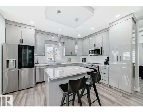 13026 120 Street Nw, Edmonton, AB - Indoor Photo Showing Kitchen With Upgraded Kitchen