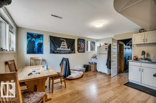 9928 79 Street Nw, Edmonton, AB - Indoor Photo Showing Dining Room