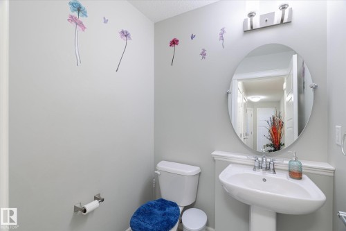 1416 169 Street Sw, Edmonton, AB - Indoor Photo Showing Bathroom