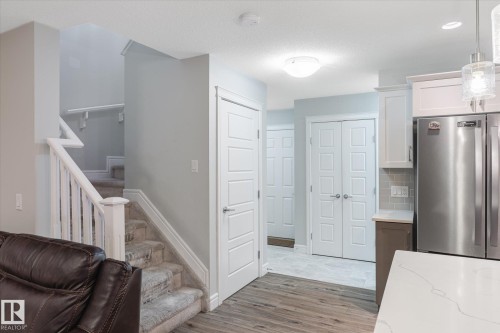 1416 169 Street Sw, Edmonton, AB - Indoor Photo Showing Other Room