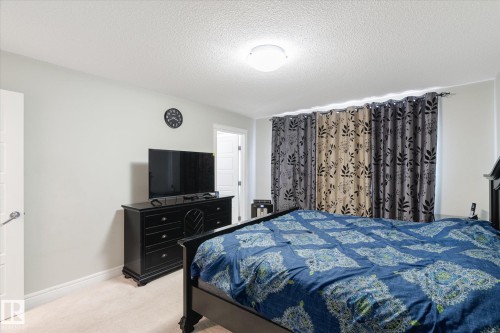 1416 169 Street Sw, Edmonton, AB - Indoor Photo Showing Bedroom