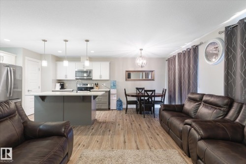 1416 169 Street Sw, Edmonton, AB - Indoor