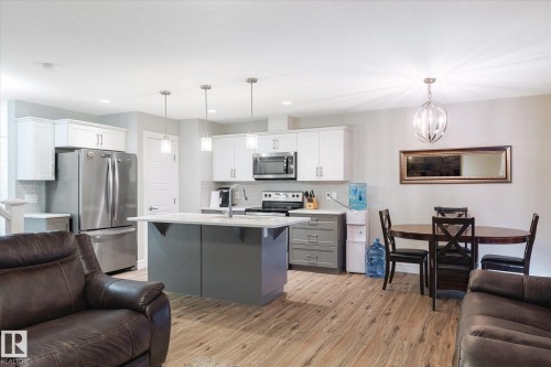 1416 169 Street Sw, Edmonton, AB - Indoor Photo Showing Kitchen With Stainless Steel Kitchen With Upgraded Kitchen