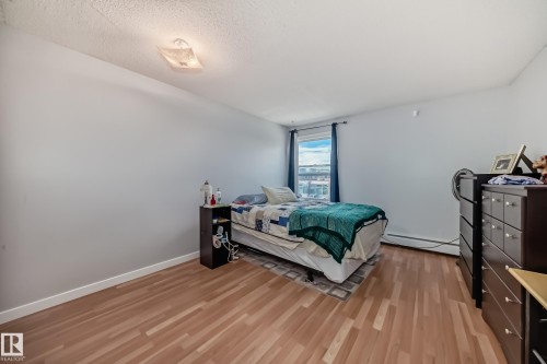 #206 7220 144 Av Nw, Edmonton, AB - Indoor Photo Showing Bedroom