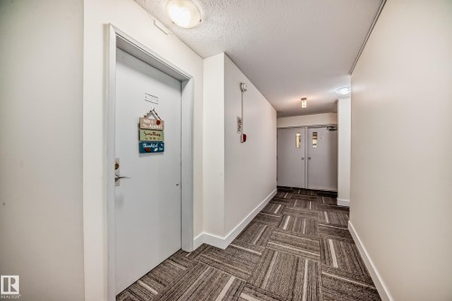 #206 7220 144 Av Nw, Edmonton, AB - Indoor Photo Showing Other Room