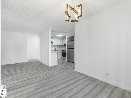#104 10148 118 St Nw, Edmonton, AB - Indoor