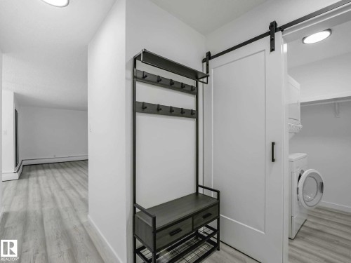 #104 10148 118 St Nw, Edmonton, AB - Indoor Photo Showing Other Room
