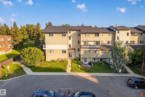 #7 13450 Fort Rd Nw, Edmonton, AB - Outdoor