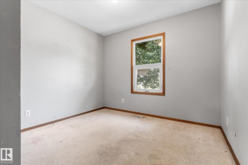 42 Mcnabb Crescent, Stony Plain, AB - Indoor Photo Showing Other Room