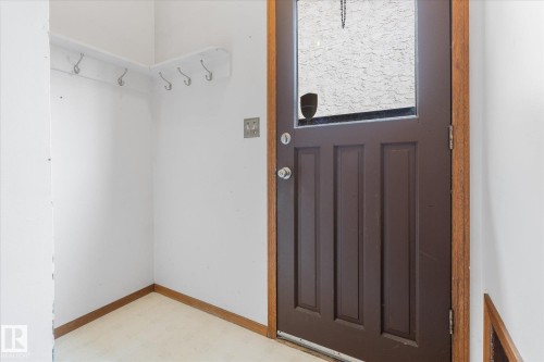 42 Mcnabb Crescent, Stony Plain, AB - Indoor Photo Showing Other Room