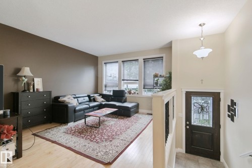 10416 69 Avenue Nw, Edmonton, AB - Indoor