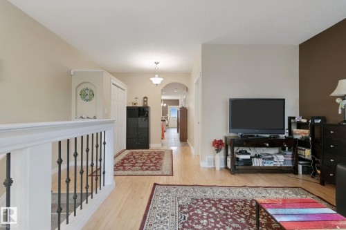 10416 69 Avenue Nw, Edmonton, AB - Indoor