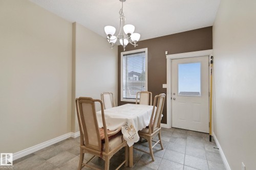 10416 69 Avenue Nw, Edmonton, AB - Indoor Photo Showing Dining Room