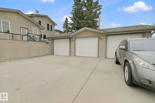 10416 69 Avenue Nw, Edmonton, AB - Outdoor With Exterior