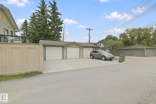 10416 69 Avenue Nw, Edmonton, AB - Outdoor