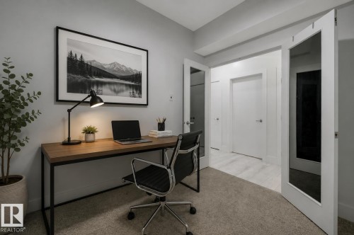 #105 10030 83 Av Nw, Edmonton, AB - Indoor Photo Showing Office