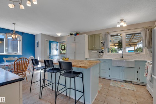 5002 57 Avenue, Leduc, AB - Indoor