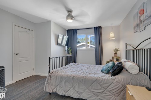 5002 57 Avenue, Leduc, AB - Indoor Photo Showing Bedroom