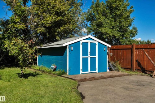 5002 57 Avenue, Leduc, AB - Outdoor