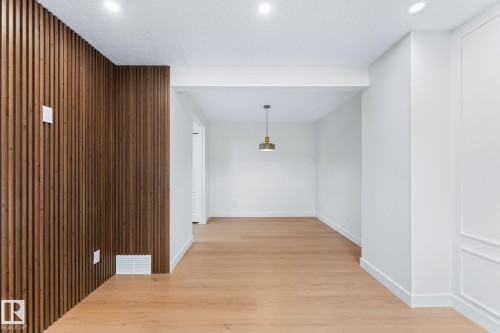 4 Belmead Gardens Nw, Edmonton, AB - Indoor Photo Showing Other Room
