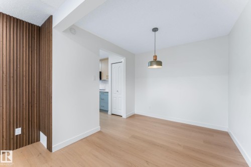 4 Belmead Gardens Nw, Edmonton, AB - Indoor Photo Showing Other Room