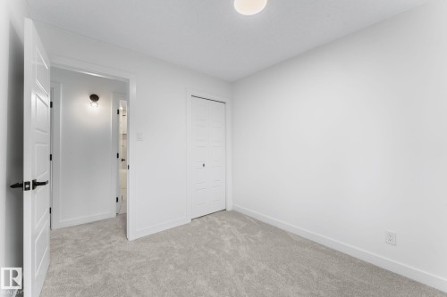 4 Belmead Gardens Nw, Edmonton, AB - Indoor Photo Showing Other Room