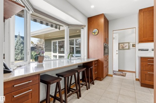 6308 131 Street Nw, Edmonton, AB - Indoor Photo Showing Kitchen