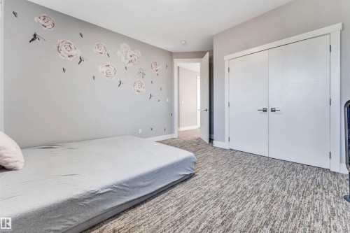 704 172 St Sw, Edmonton, AB - Indoor Photo Showing Bedroom