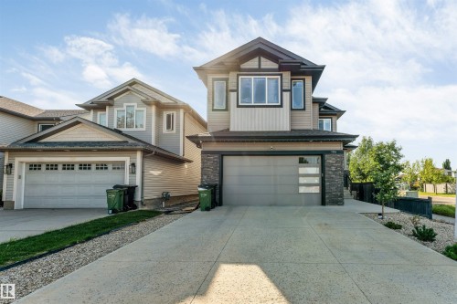 704 172 St Sw, Edmonton, AB - Outdoor With Facade