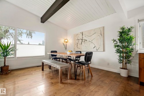 7008 91 Avenue Nw, Edmonton, AB - Indoor Photo Showing Dining Room
