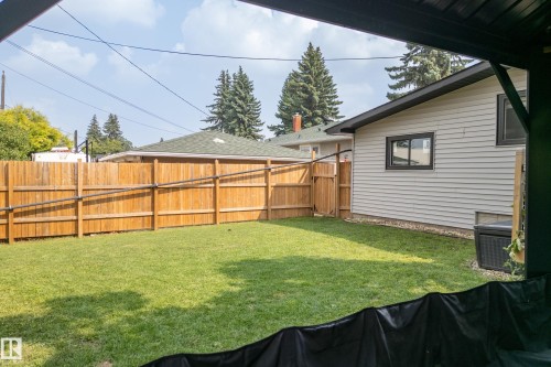 7008 91 Avenue Nw, Edmonton, AB - Outdoor
