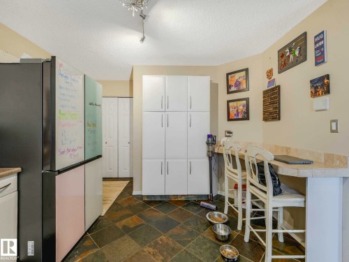 4031 38 Street Nw, Edmonton, AB - Indoor Photo Showing Other Room