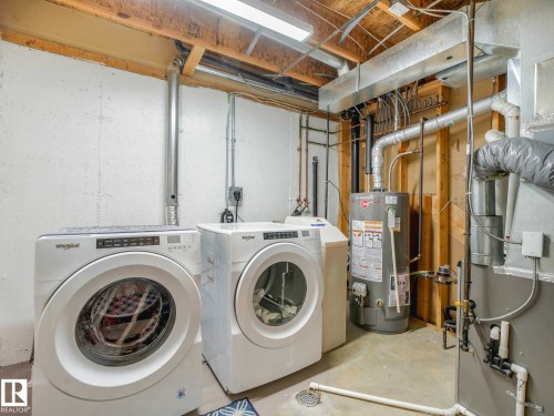 4031 38 Street Nw, Edmonton, AB - Indoor Photo Showing Laundry Room