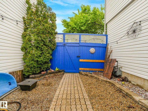 4031 38 Street Nw, Edmonton, AB - Outdoor With Exterior
