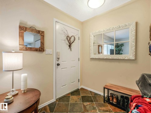 4031 38 Street Nw, Edmonton, AB - Indoor Photo Showing Other Room