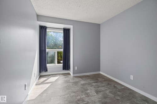 #304 24 Alpine Pl, St. Albert, AB - Indoor Photo Showing Other Room