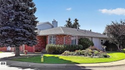 5814 181 Street NW  Edmonton, AB T6M 1V7