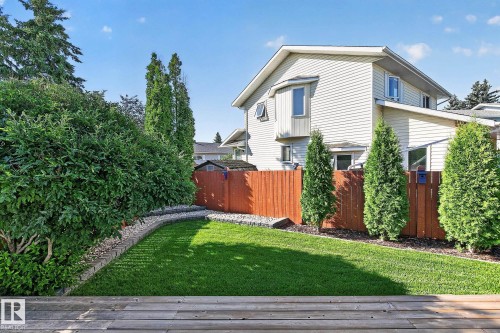 5814 181 Street Nw, Edmonton, AB - Outdoor