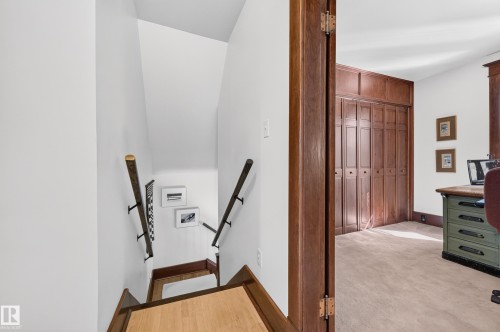 9662 85 Avenue Nw, Edmonton, AB - Indoor Photo Showing Other Room