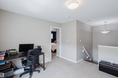 16345 134 Street Nw, Edmonton, AB - Indoor Photo Showing Office