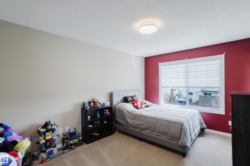 16345 134 Street Nw, Edmonton, AB - Indoor Photo Showing Bedroom